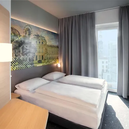 호텔 Wuerzburg-altstadt 3*